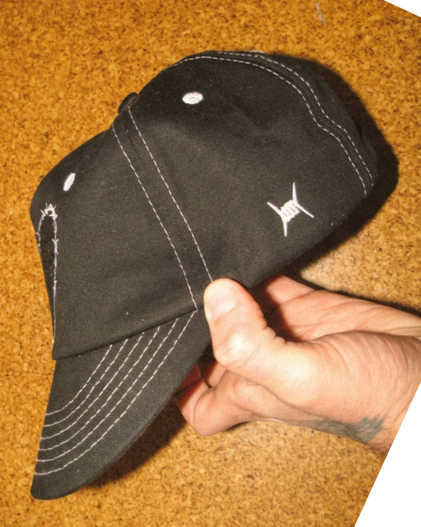 LUVERS CAP BARBED HEART EDITION