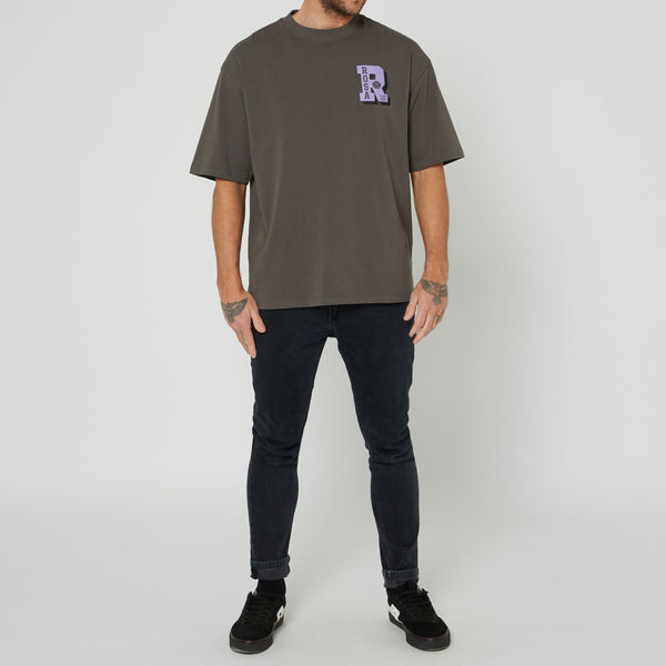 VARSITY TEE - CHARCOAL